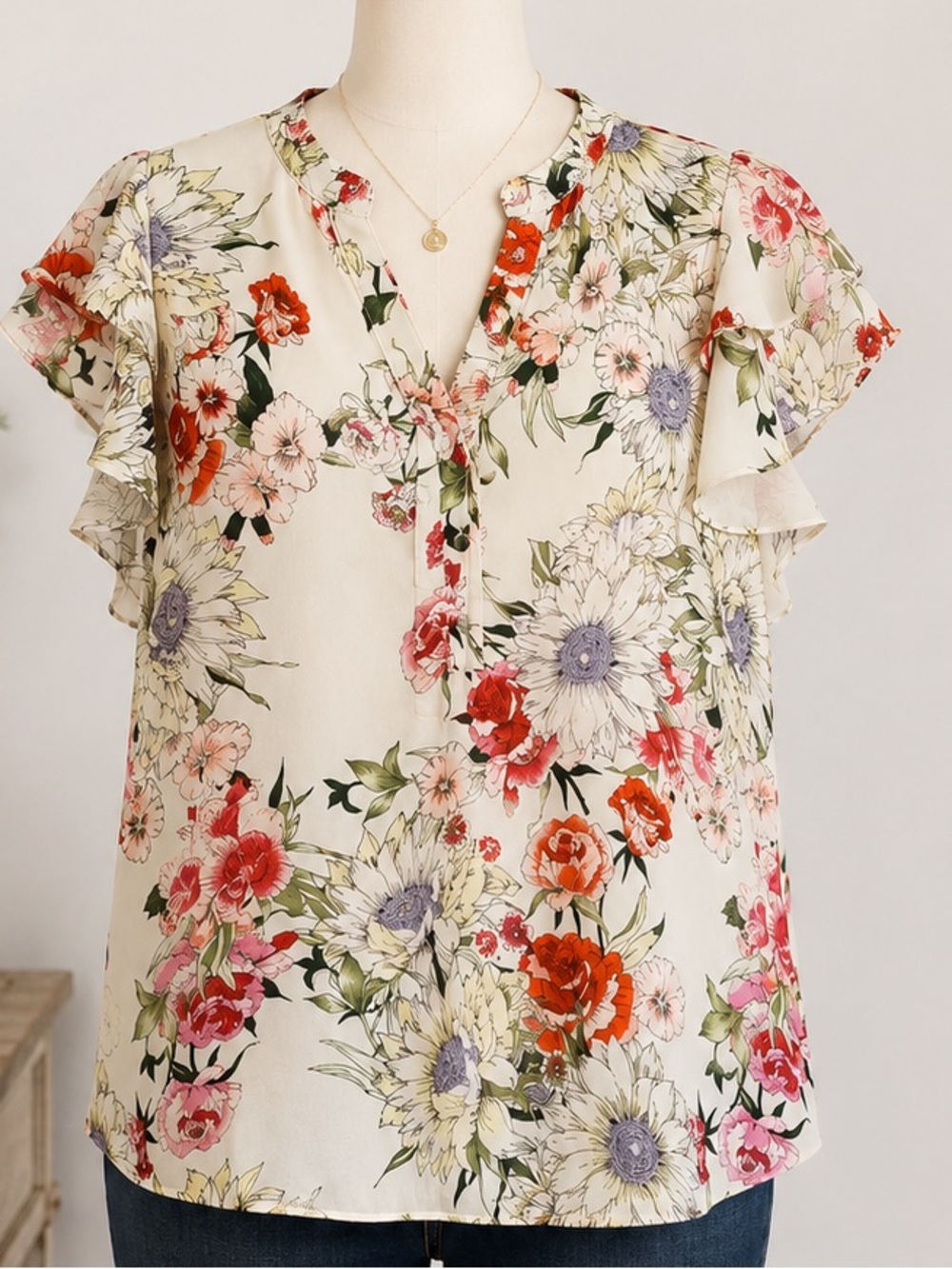 Investments Petites Floral Flutter Sleeve Blouse PS Cream Garden Floral Top‎